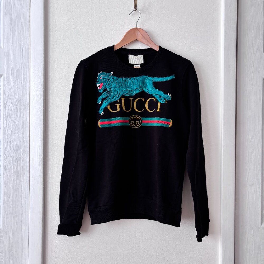 GUCCI Men's Black Leopard Appliqué Logo Print Crewneck Sweatshirt - Picture 2 of 7